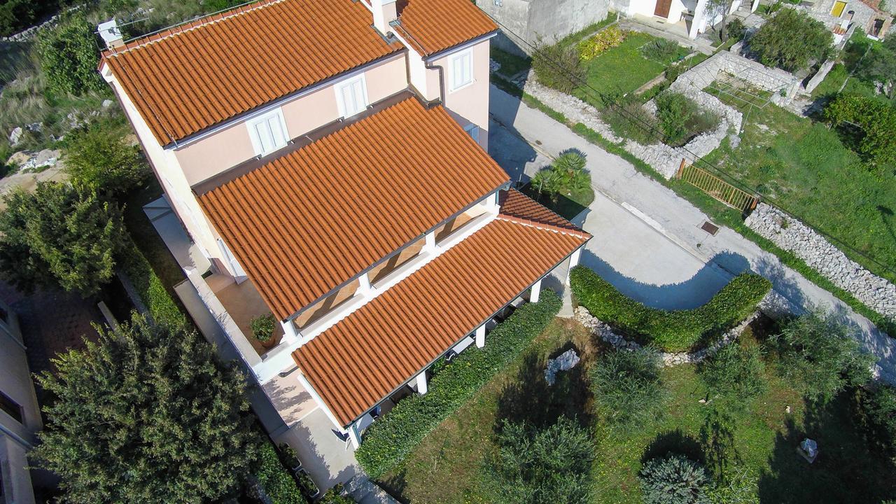 Apartments Del Sole Nerezine Bagian luar foto